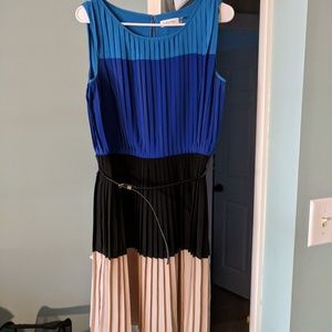 GORGEOUS COLOR BLOCK CALVIN KLEIN